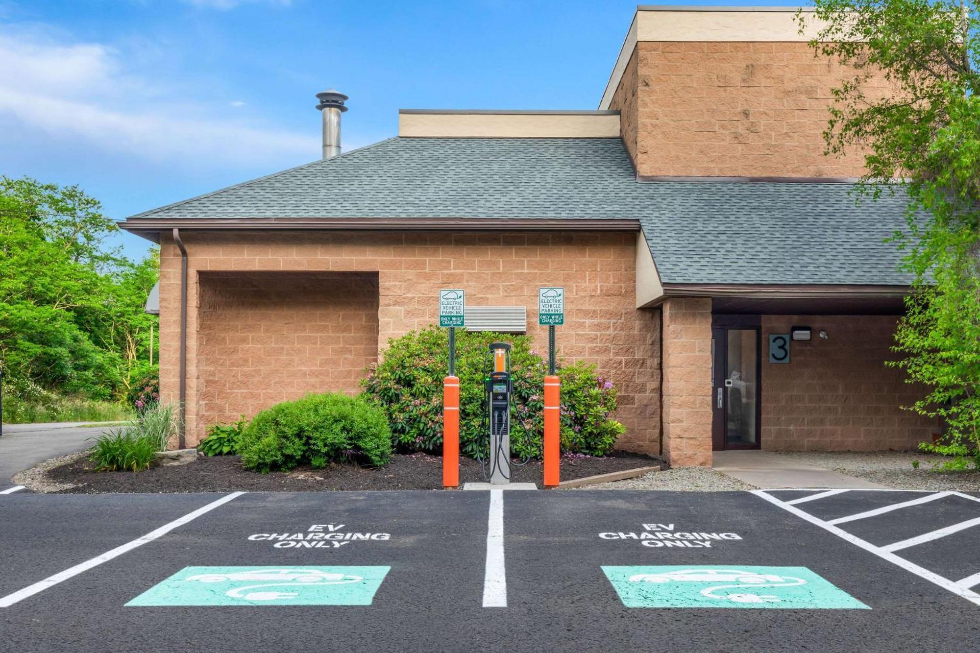 Comfort Inn Pocono Lakes Region Lake Ariel Экстерьер фото