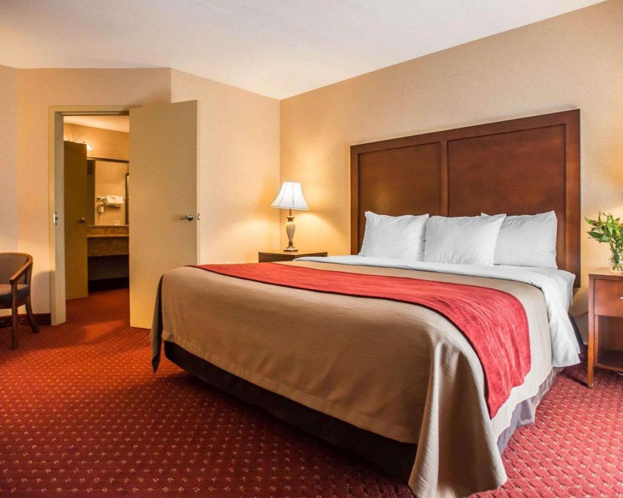 Comfort Inn Pocono Lakes Region Lake Ariel Экстерьер фото